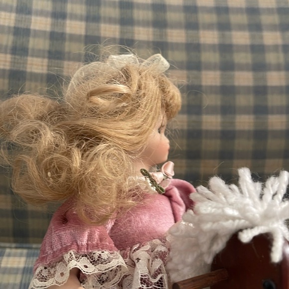 - Emerald Doll Collection - Picture 4 of 10